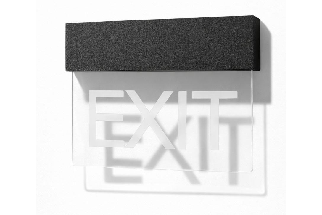 Señalética Fotoluminiscente en salidas de emergencia: Normativas y Aplicaciones